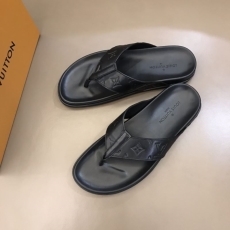 Louis Vuitton Slippers